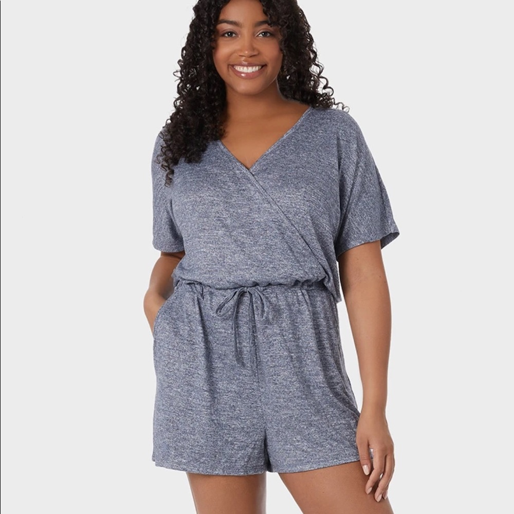 32° Cool Casual Romper Heather blue/grey NWT Sz M